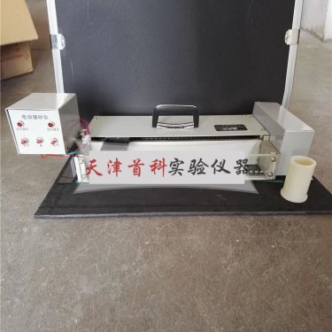 电动铺砂仪